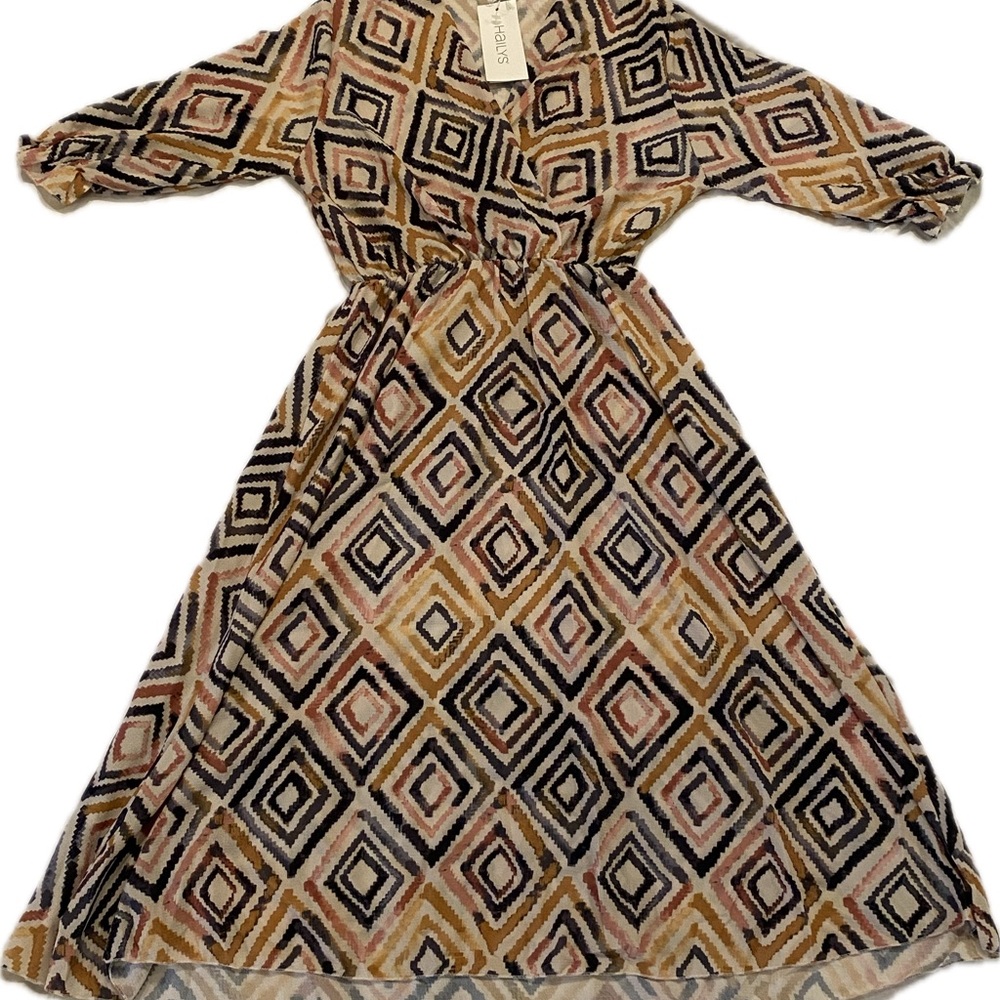 Womens Dress with 3/4 Cuffed Sleeves and V-neck